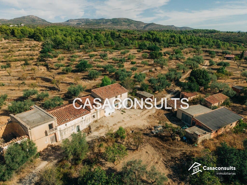 Chalet de 3 habitaciones en Sierra Engarcerán en venta - 54.000 € (Ref: 10099137)