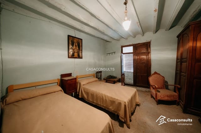 3 bedroom Townhouse for sale in Vilafamés - € 50,000 (Ref: 10099446)