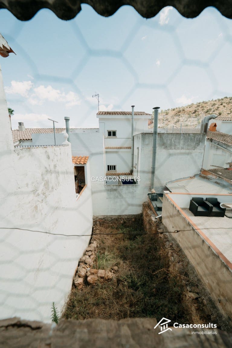 3 bedroom Townhouse for sale in Vilafames - € 50,000 (Ref: 10099446)
