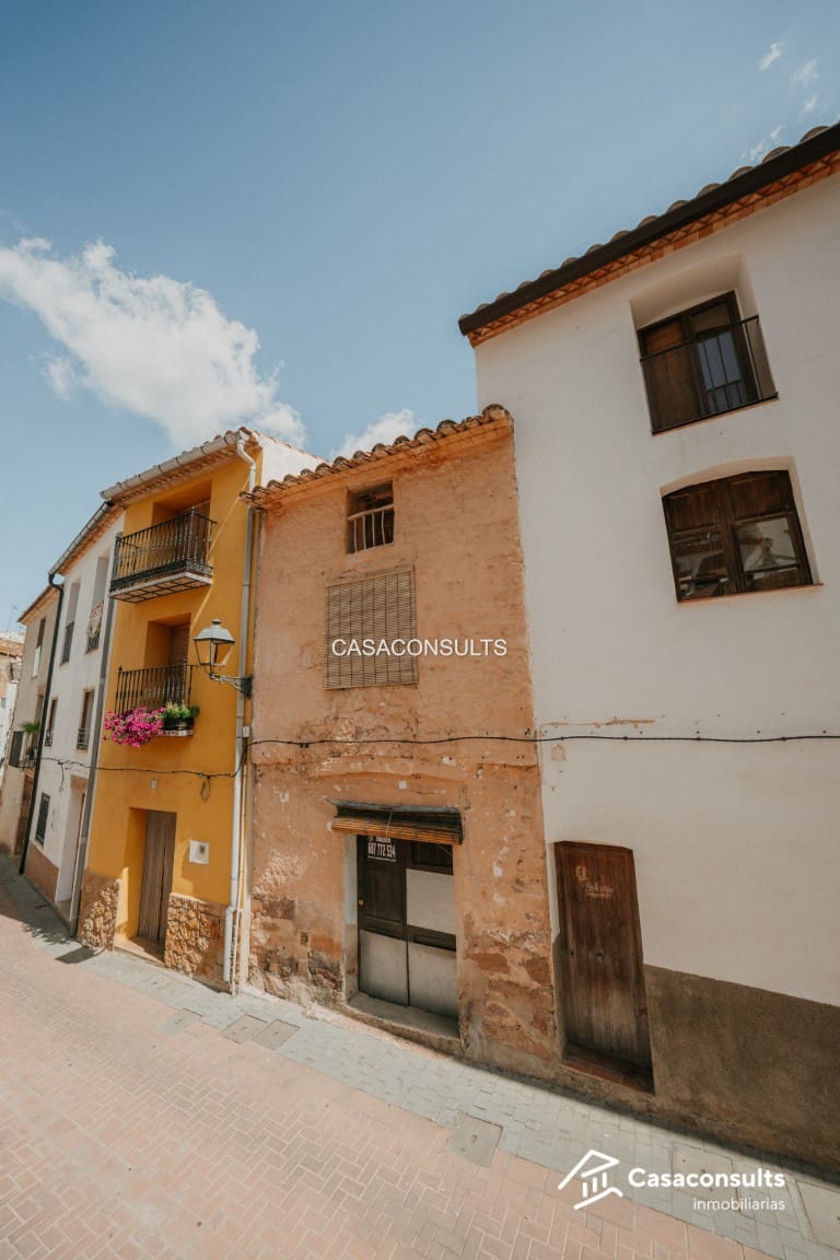 3 bedroom Townhouse for sale in Vilafames - € 50,000 (Ref: 10099446)