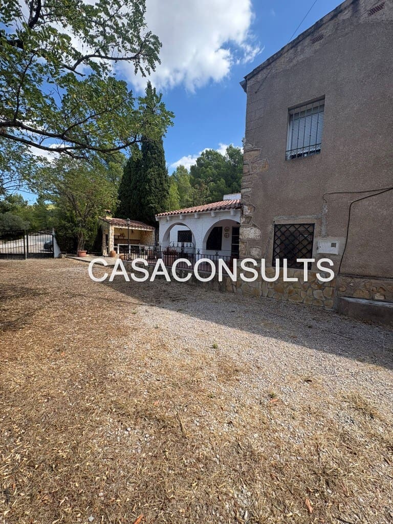 3 soveværelse Villa til salg i Sierra Engarceran med swimmingpool garage - € 230.000 (Ref: 10136651)