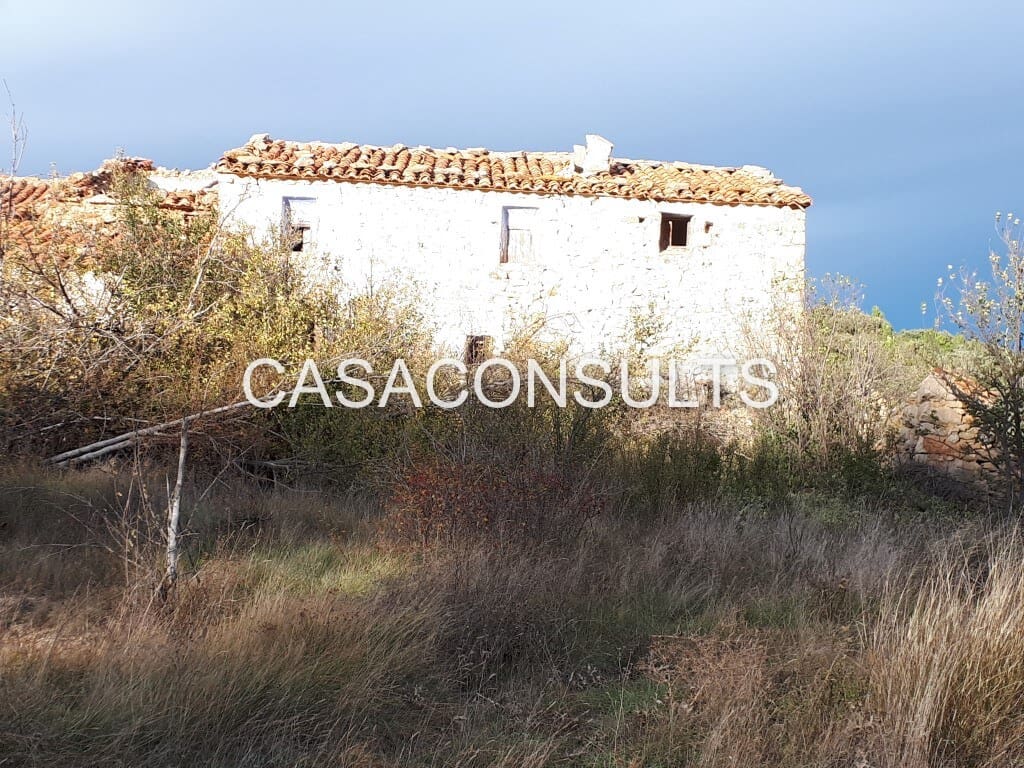 10 soveværelse Rækkehus til salg i Llucena  - € 115.000 (Ref: 5009669)