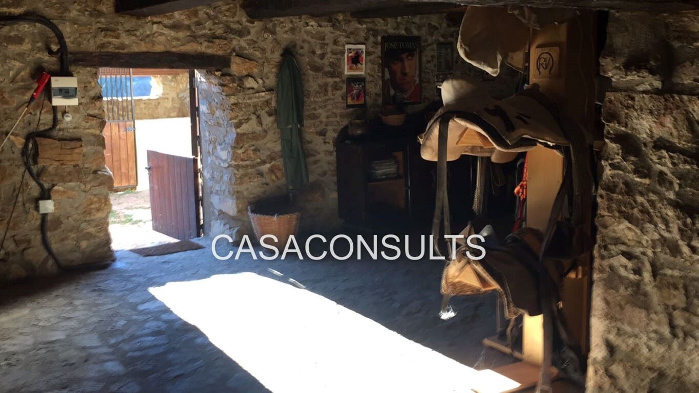 5 soveværelse Villa til salg i Puertomingalvo med garage - € 550.000 (Ref: 5009675)