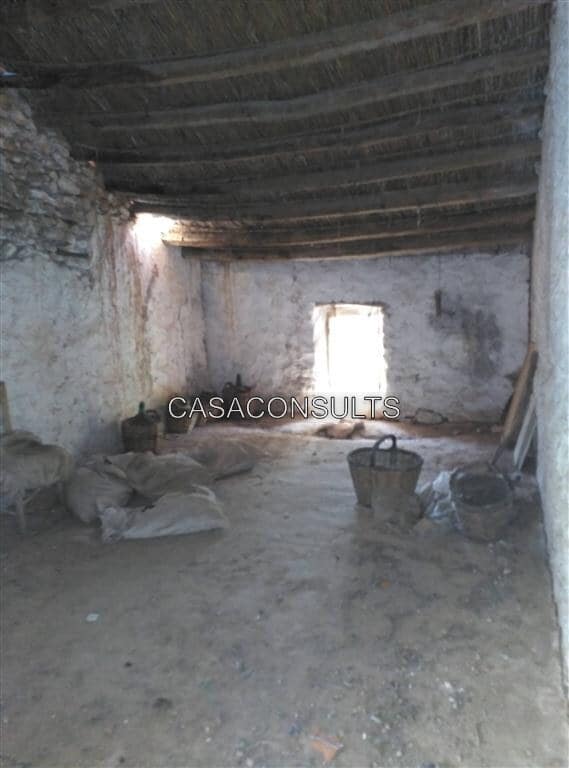 4 soveværelse Villa til salg i Les Useres med garage - € 66.000 (Ref: 5012997)