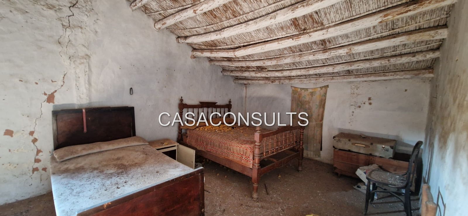 4 soveværelse Villa til salg i Les Useres med garage - € 66.000 (Ref: 5012997)