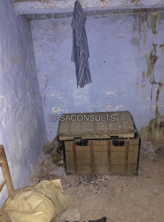 4 soveværelse Villa til salg i Les Useres med garage - € 66.000 (Ref: 5012997)