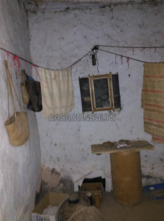 4 soveværelse Villa til salg i Les Useres med garage - € 66.000 (Ref: 5012997)