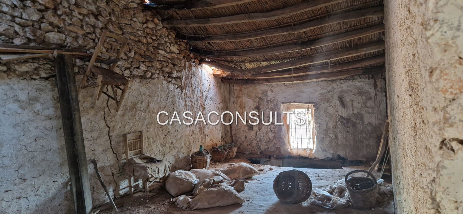 4 soveværelse Villa til salg i Les Useres med garage - € 66.000 (Ref: 5012997)