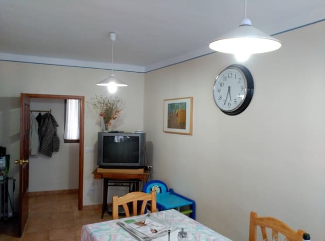 4 bedroom Townhouse for sale in Llucena  - € 110,000 (Ref: 5013892)