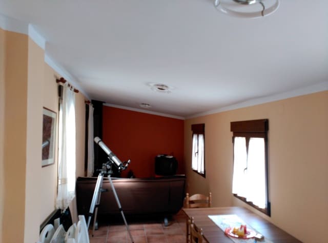 4 bedroom Townhouse for sale in Llucena  - € 110,000 (Ref: 5013892)