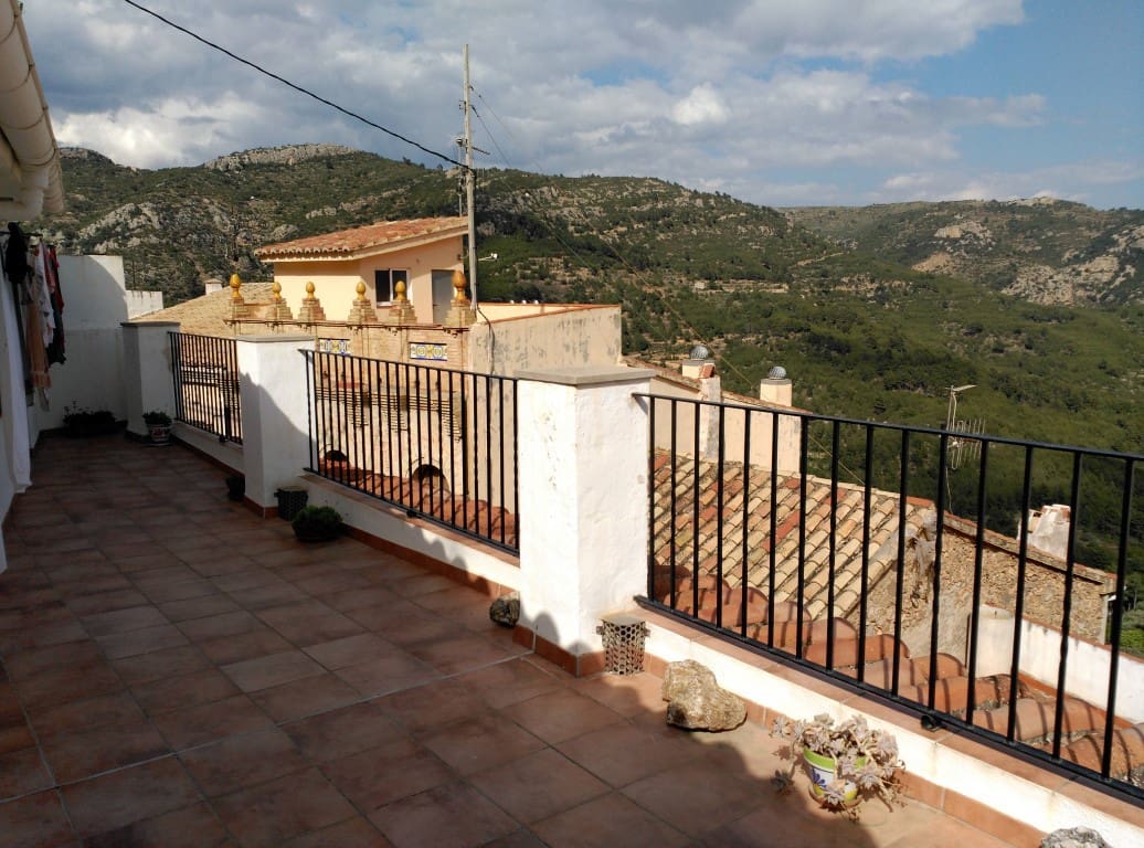 4 camera da letto Casa in vendita in Llucena  - 110.000 € (Rif: 5013892)