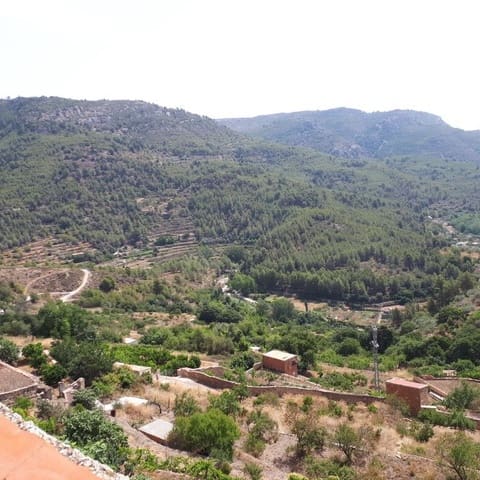 3 bedroom Townhouse for sale in Llucena  - € 80,000 (Ref: 5013991)