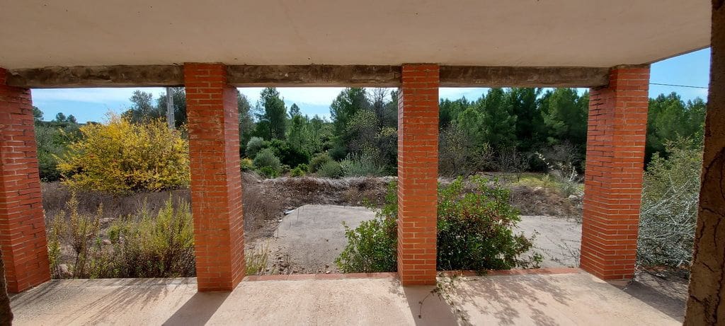 6 bedroom Villa for sale in Vall d'Alba - € 200,000 (Ref: 5673345)