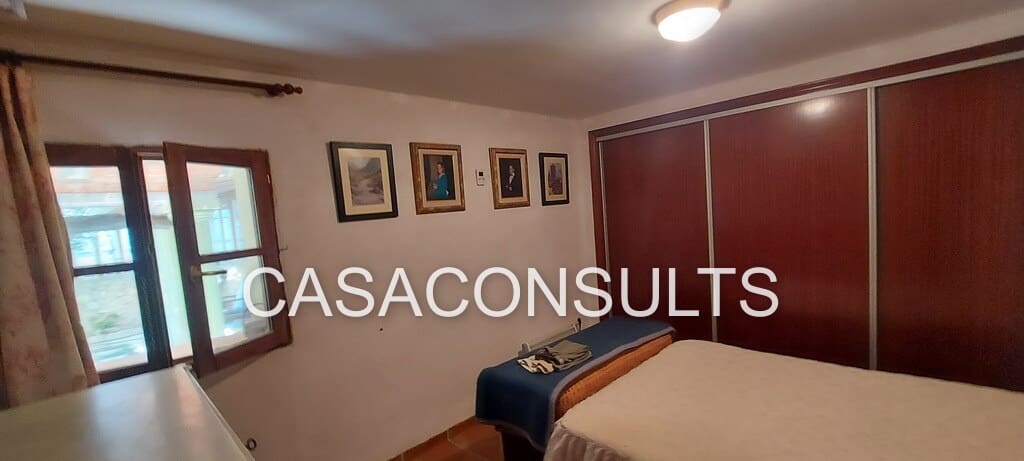 5 slaapkamer Villa te koop in Albocasser met garage - € 220.000 (Ref: 6464045)