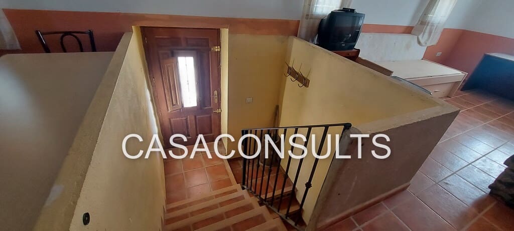 5 slaapkamer Villa te koop in Albocasser met garage - € 220.000 (Ref: 6464045)