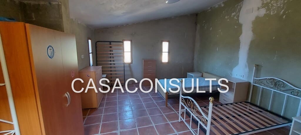 5 slaapkamer Villa te koop in Albocasser met garage - € 220.000 (Ref: 6464045)