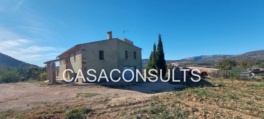 5 slaapkamer Villa te koop in Albocasser met garage - € 220.000 (Ref: 6464045)