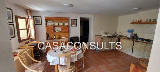 5 soveværelse Villa til salg i Albocàsser med garage - € 220.000 (Ref: 6464045)