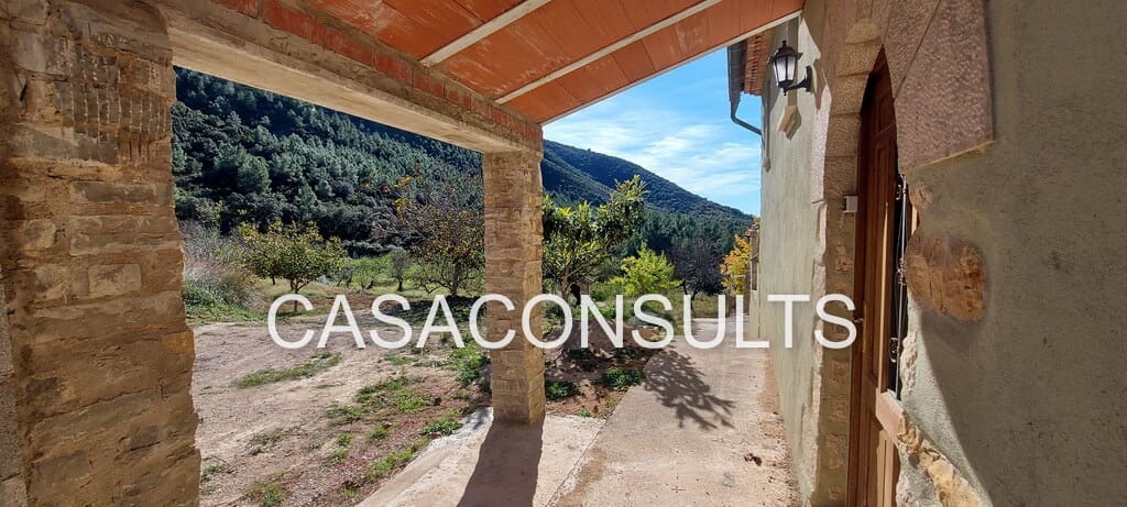 5 slaapkamer Villa te koop in Albocasser met garage - € 220.000 (Ref: 6464045)