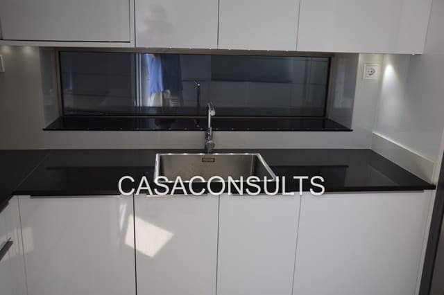 3 soveværelse Villa til salg i Alcossebre, Alcalá de Xivert med swimmingpool garage - € 990.000 (Ref: 6580613)