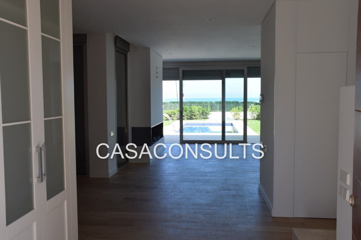 3 soveværelse Villa til salg i Alcossebre med swimmingpool garage - € 990.000 (Ref: 6580613)