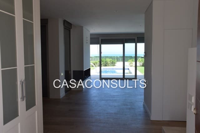 3 soveværelse Villa til salg i Alcossebre, Alcalá de Xivert med swimmingpool garage - € 990.000 (Ref: 6580613)