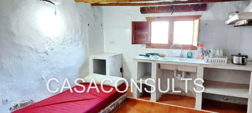 7 soveværelse Villa til salg i Atzeneta del Maestrat - € 150.000 (Ref: 6836856)