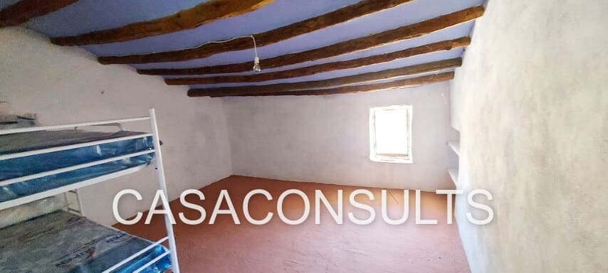 7 soveværelse Villa til salg i Atzeneta del Maestrat - € 150.000 (Ref: 6836856)