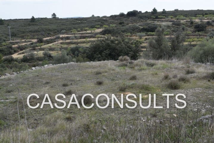 4 soveværelse Villa til salg i Atzeneta del Maestrat - € 55.000 (Ref: 6890635)