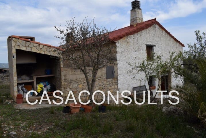 4 soveværelse Villa til salg i Atzeneta del Maestrat - € 55.000 (Ref: 6890635)