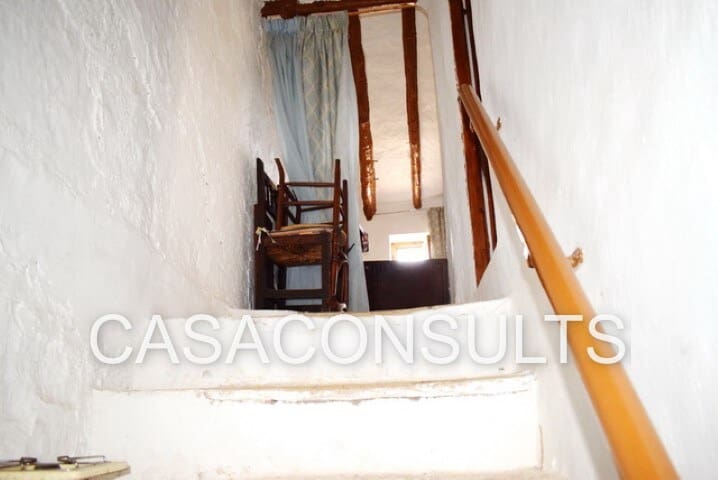 4 soveværelse Villa til salg i Atzeneta del Maestrat - € 55.000 (Ref: 6890635)