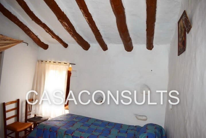 4 soveværelse Villa til salg i Atzeneta del Maestrat - € 55.000 (Ref: 6890635)