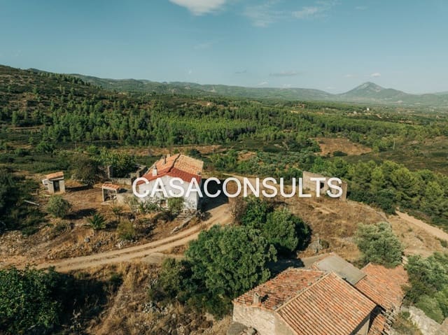 4 slaapkamer Villa te koop in Atzeneta del Maestrat - € 55.000 (Ref: 6890635)