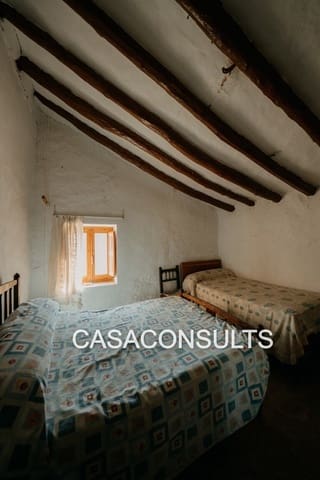 4 slaapkamer Villa te koop in Atzeneta del Maestrat - € 55.000 (Ref: 6890635)