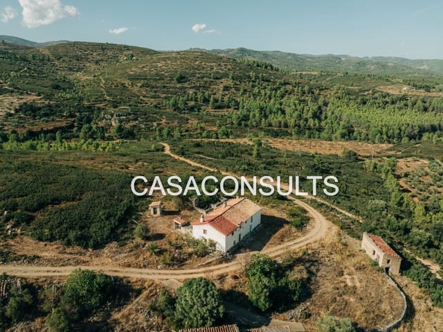 4 slaapkamer Villa te koop in Atzeneta del Maestrat - € 55.000 (Ref: 6890635)