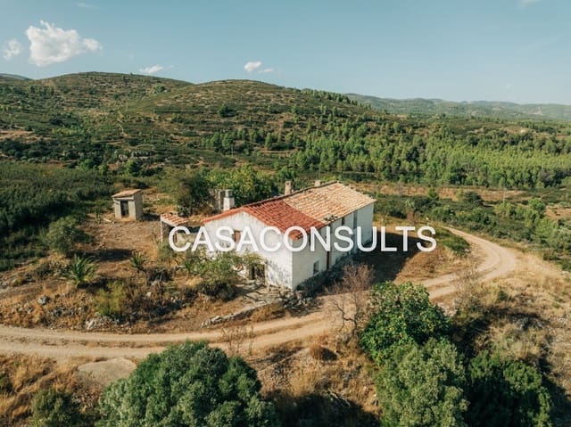 4 slaapkamer Villa te koop in Atzeneta del Maestrat - € 55.000 (Ref: 6890635)