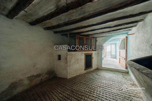 3 bedroom Townhouse for sale in Llucena  - € 20,000 (Ref: 7207295)