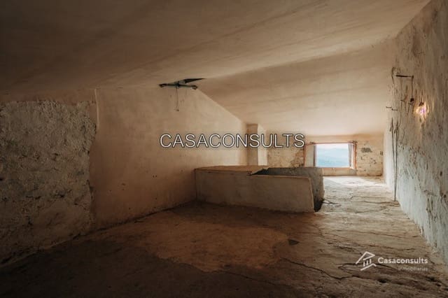 3 bedroom Townhouse for sale in Llucena  - € 20,000 (Ref: 7207295)