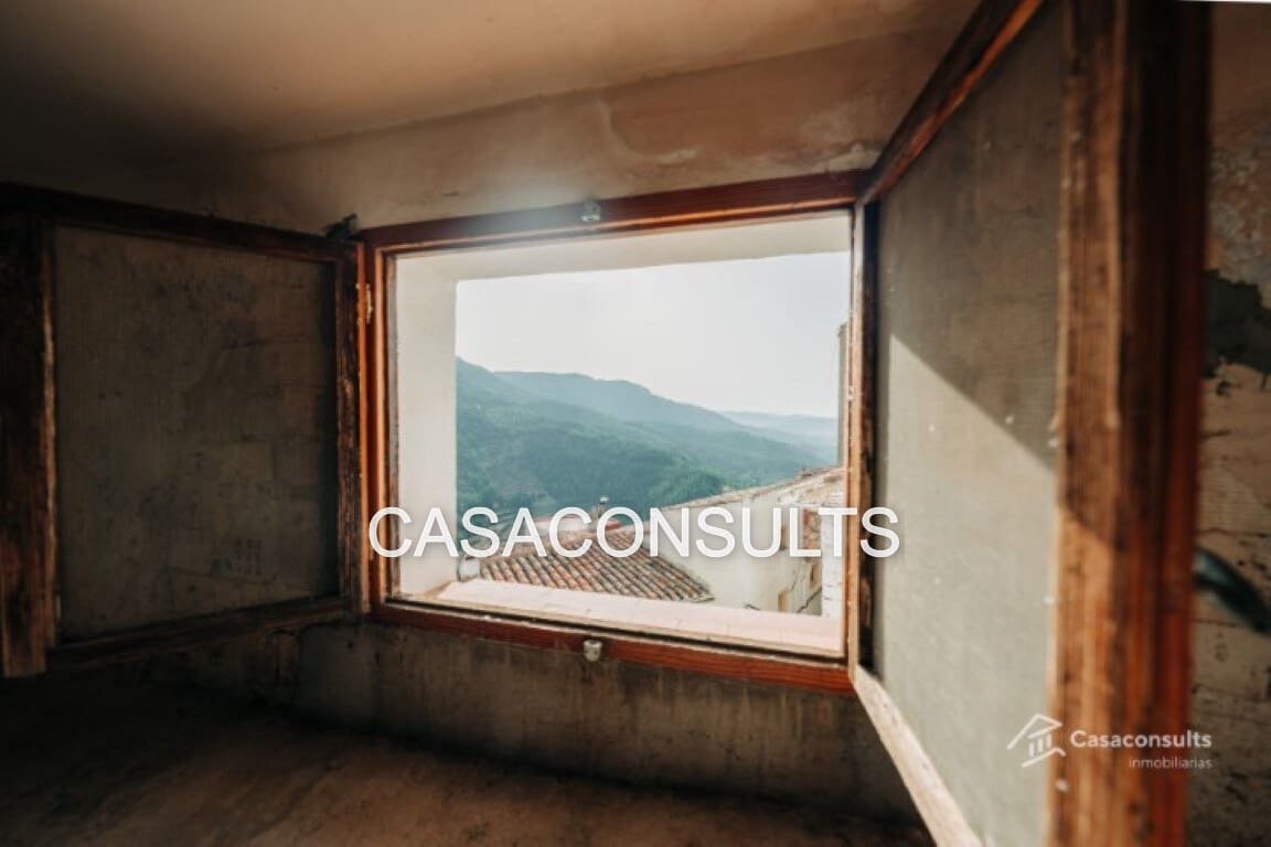 Casa de 3 habitaciones en Llucena  en venta - 20.000 € (Ref: 7207295)