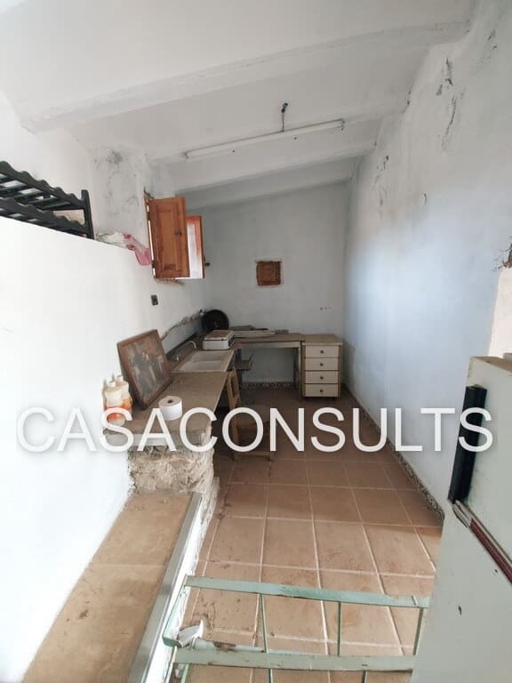 6 soveværelse Villa til salg i Les Useres - € 150.000 (Ref: 7962546)