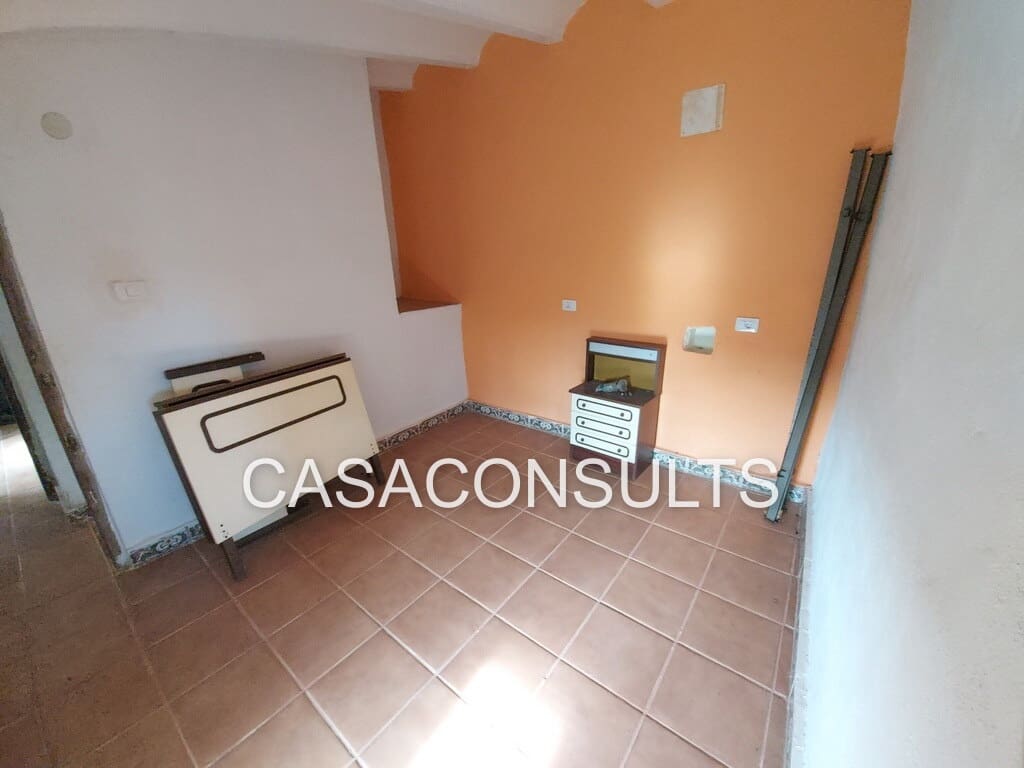 6 soveværelse Villa til salg i Les Useres - € 150.000 (Ref: 7962546)