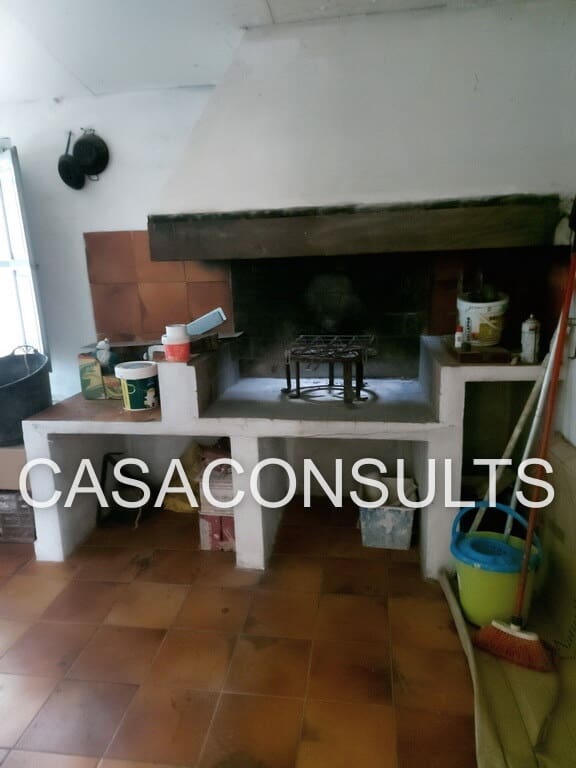 6 soveværelse Villa til salg i Les Useres - € 150.000 (Ref: 7962546)