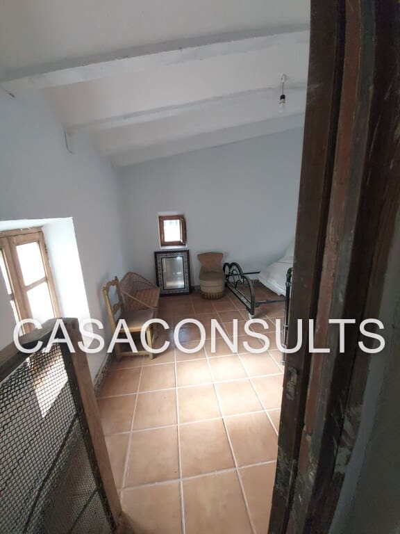 6 soveværelse Villa til salg i Les Useres - € 150.000 (Ref: 7962546)