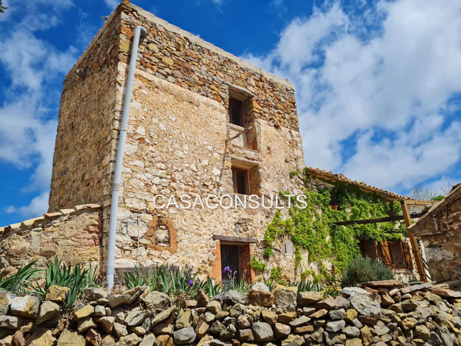 2 soveværelse Byhus til salg i Llucena  - € 110.000 (Ref: 8240285)