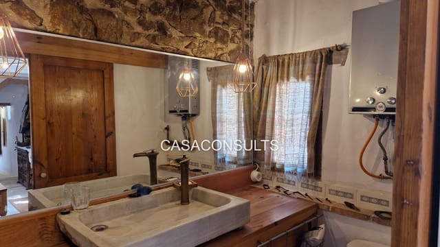 2 bedroom Townhouse for sale in Llucena  - € 110,000 (Ref: 8240285)