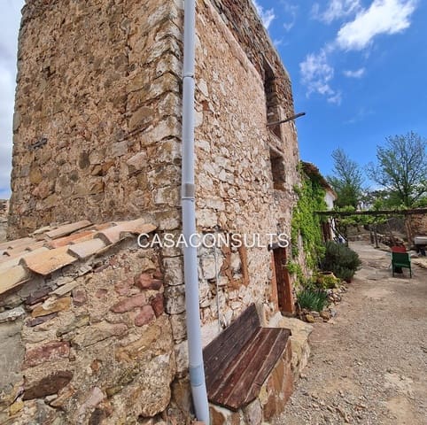 2 bedroom Townhouse for sale in Llucena  - € 110,000 (Ref: 8240285)