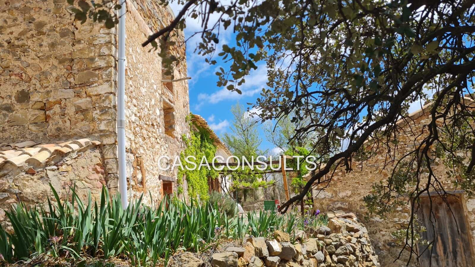 2 soveværelse Byhus til salg i Llucena  - € 110.000 (Ref: 8240285)