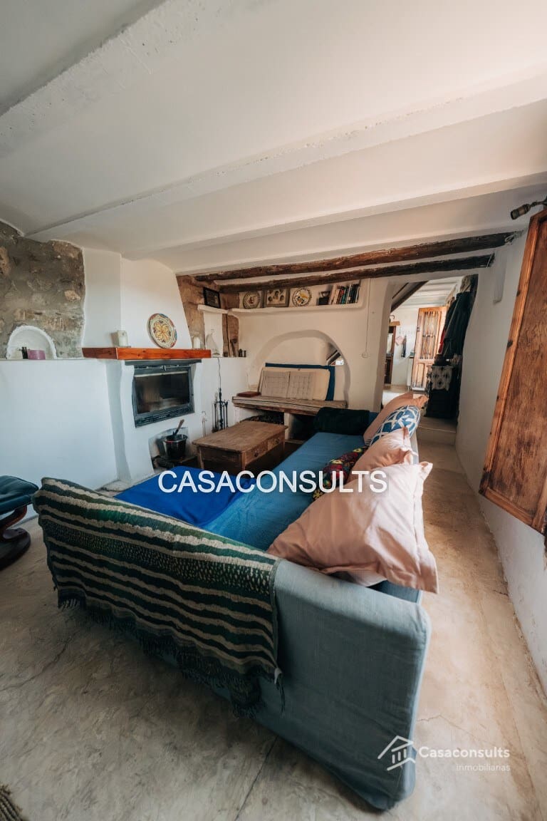 2 bedroom Townhouse for sale in Llucena  - € 110,000 (Ref: 8240285)