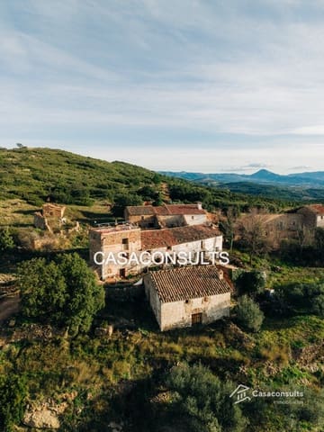 2 makuuhuone Omakotitalo myytävänä paikassa Llucena  - 110 000 € (Ref: 8240285)