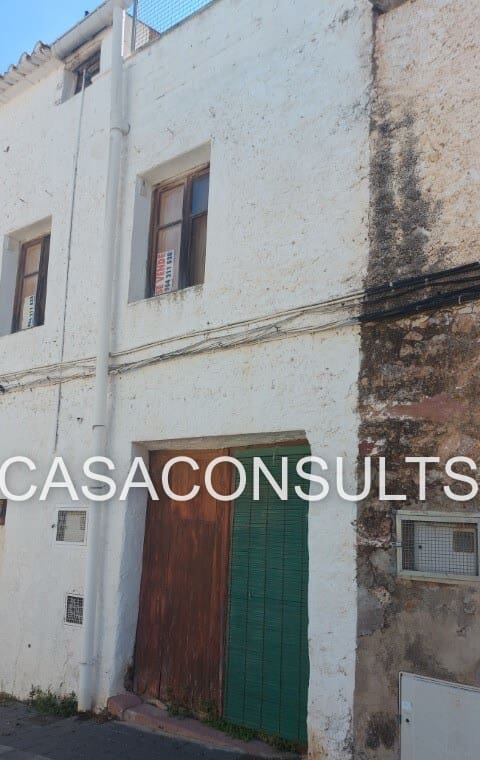 5 soveværelse Byhus til salg i Vilafames - € 80.000 (Ref: 8343554)